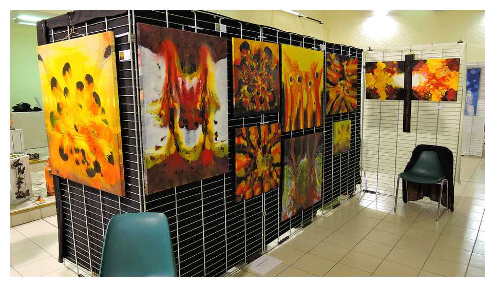 [LesIReels14_004-display.jpg]