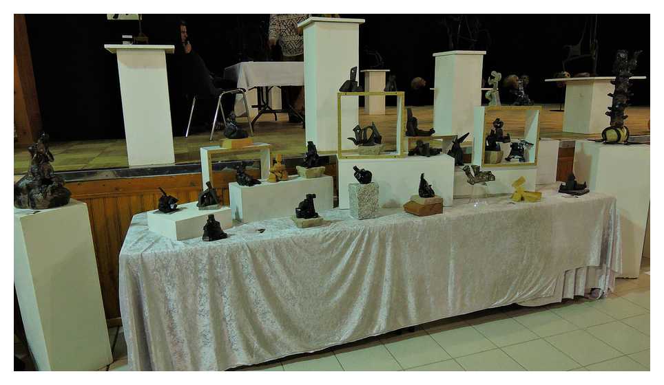 [LesIReels14_014-display.jpg]