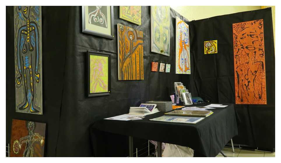 [LesIReels18_026-Stand-display.jpg]